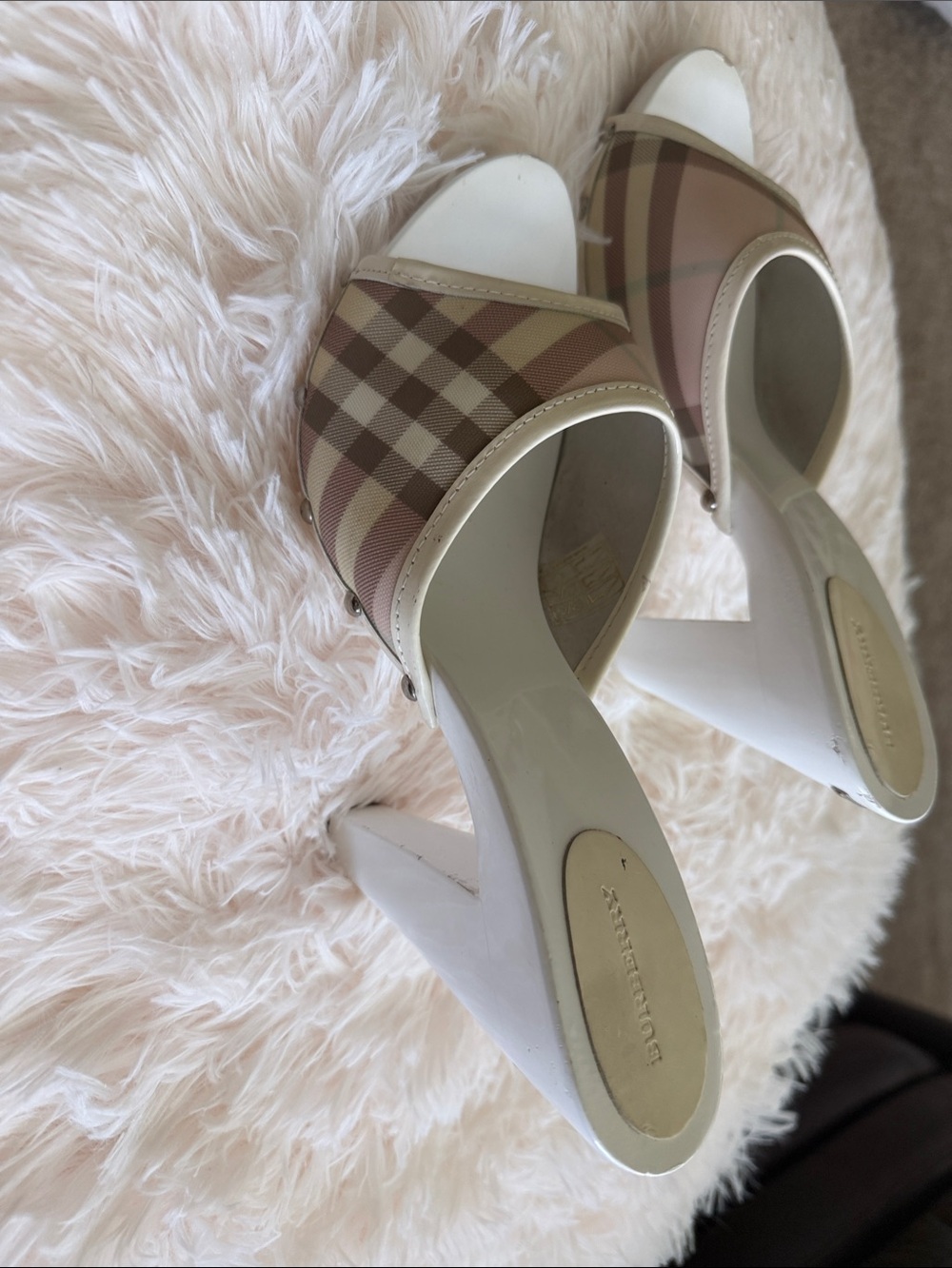 Burberry White Heel Mules with Beige Plaid Strap